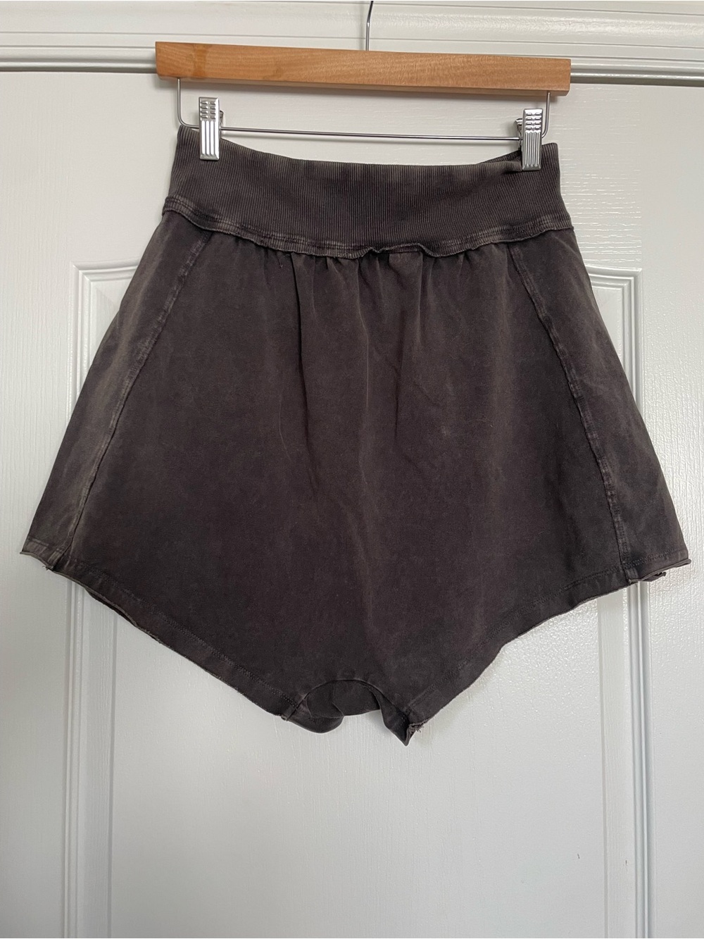Free People Movement - Hot Shot Harem Lounge Shorts - Size Small - Picture 4 of 7